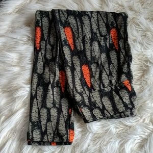 OS lulaRoe Carrot leggings